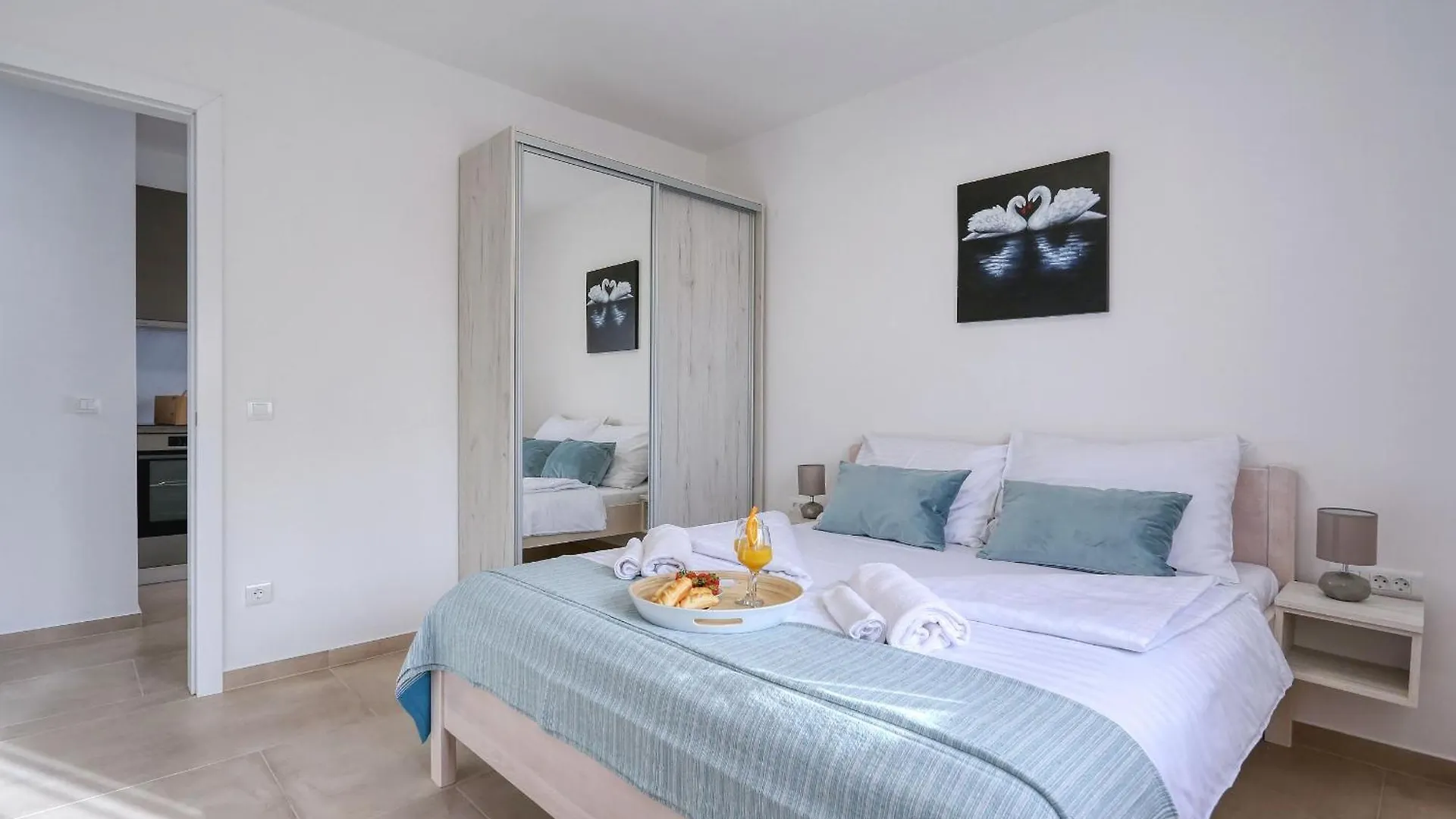 Apartments Bonaca With Jacuzzi Privlaka